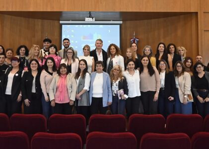 Se realizó en la Legislatura el conversatorio “Decidir con datos” sobre cáncer de mama