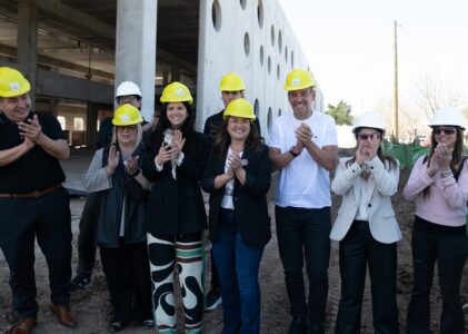 La Vicegobernadora Prunotto y un grupo de Legisladores recorrieron la obra de la Universidad Provincial en Laboulaye