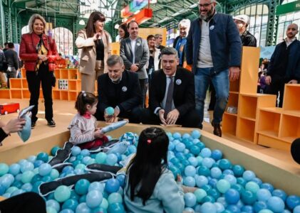 Quedó inaugurada la Casa de las Infancias “María Elena Walsh”, con la presencia del intendente y el viceintendente de Córdoba