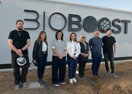 Ruta, energía y biotecnología: Prunotto y Bisotto visitaron obras en Reducción