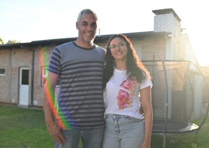 Más Familias: el programa que garantiza entornos seguros y afectivos para niñas, niños y adolescentes