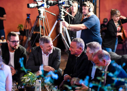 Dos hitos de la TV cordobesa: Canal C y ShowSport celebraron su aniversario junto a Llaryora y Pretto