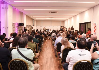 La Municipalidad realizó una nueva entrega de fondos del programa Codo a Codo para Centros Vecinales