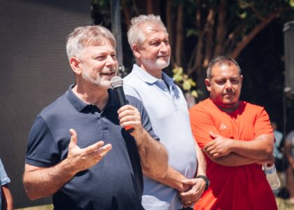 La pileta del Club Alberdi volvió a funcionar con apoyo municipal: Pretto participó de la reapertura