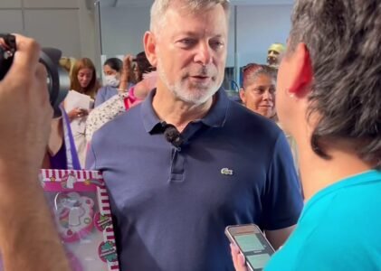 El viceintendente Pretto aclaró la situación de su carnet de conducir y agregó: “Cumplí como cualquier otro ciudadano”