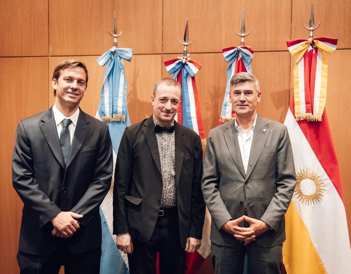 Visita diplomática: Passerini recibió al Cónsul General de Francia