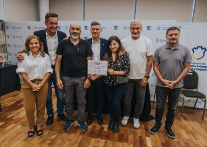 La Municipalidad entregó aportes a 40 centros vecinales para obras y proyectos barriales