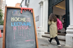Entre libros, poesía y arte: vuelve La Noche de las Lectura