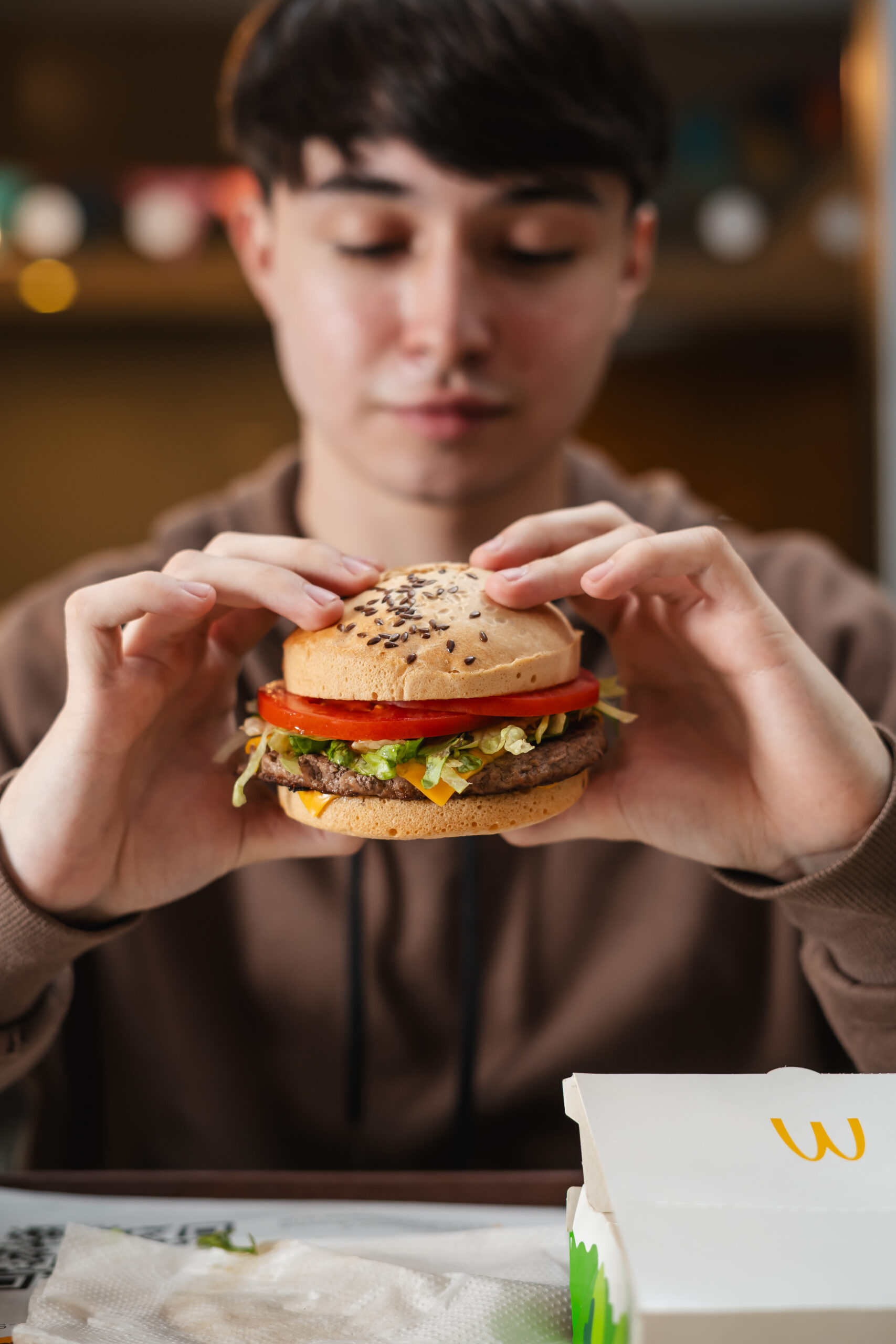 McDonald’s amplía su propuesta gastronómica y suma un nuevo pan sin gluten en Argentina