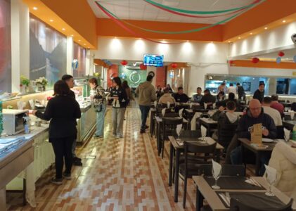 En vacaciones de invierno: Clayt Restaurante te invita a disfrutar del mejor tenedor libre y vivir la pasión del Mundial