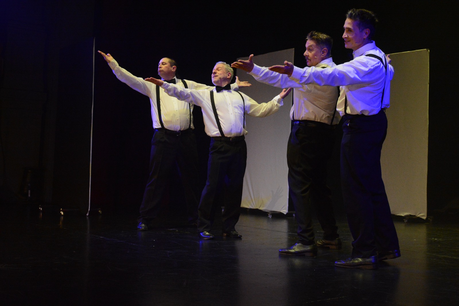 Los Marrapodi vuelven a escena para recorrer, con humor, la historia del teatro argentino