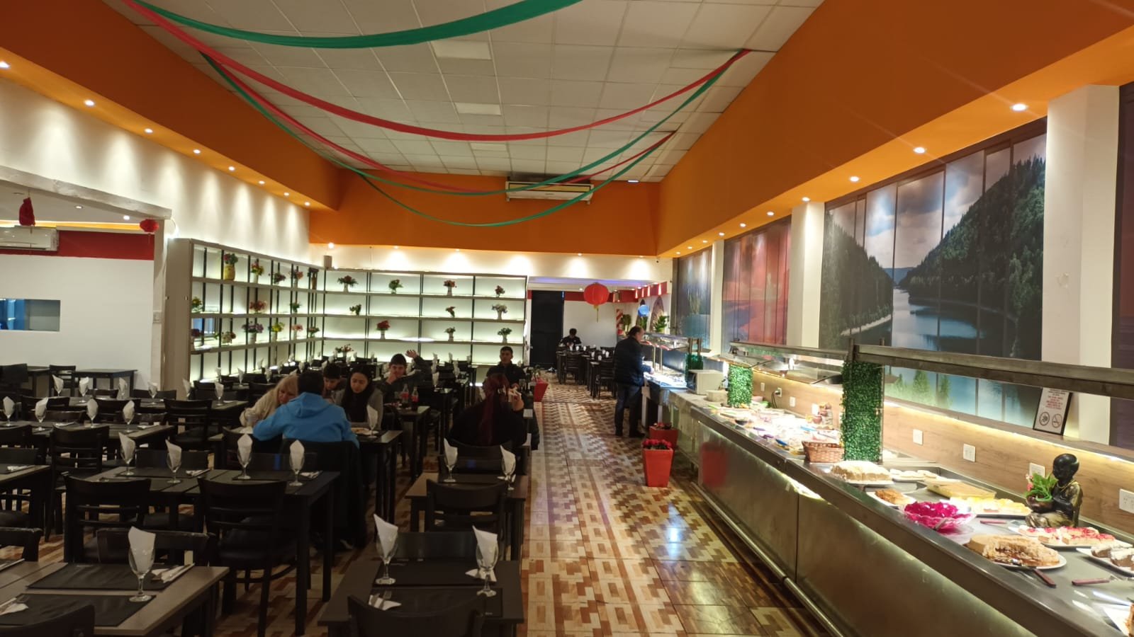 Septiembre en Clayt Restaurante: vení a disfrutar el Día de la Primavera y del Estudiante en el mejor tenedor libre de Córdoba