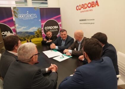 Córdoba presentó en la FIT la segunda etapa de la Ruta del Motorhome