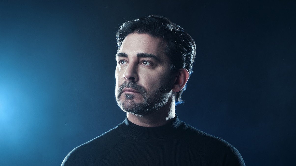 Hernán Piquín junto al Ballet Oficial de la Provincia traen “Entre dos mundos” al Teatro Libertador