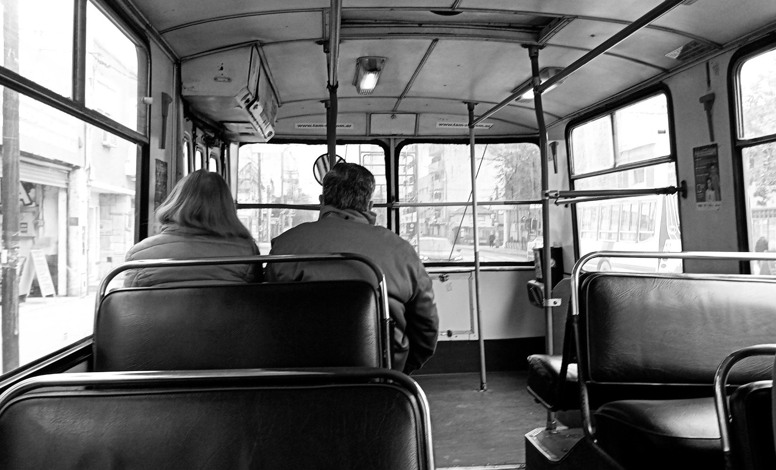 La mirada del Gato: 40 años de Córdoba a través de la fotografía en el Museo Dionisi