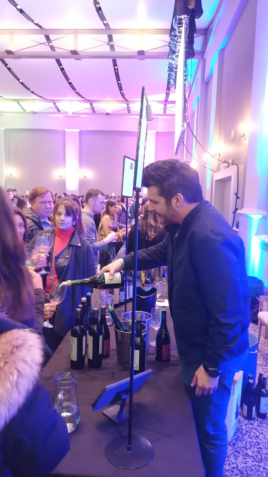 Vino Córdoba La Feria: una experiencia única que reunió vinos y sabores cordobeses en el Hotel Quinto Centenario