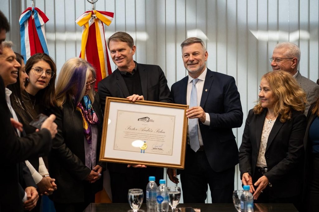 Pretto recibió al pastor Andrés Palau en el Concejo Deliberante, previo al festival Palau Córdoba 2026
