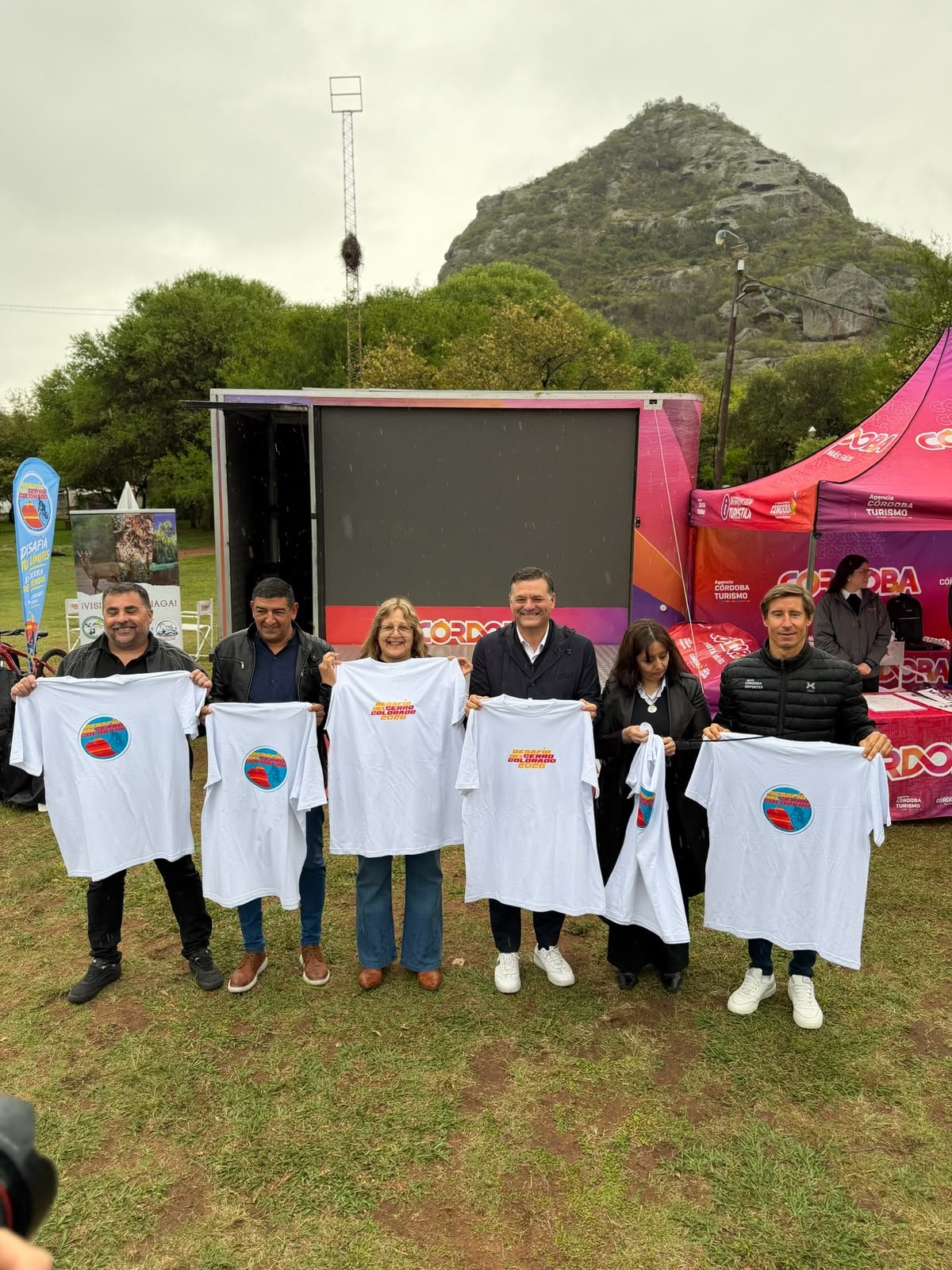Cerro Colorado será escenario de una competencia de mountain bike que combina deporte y turismo