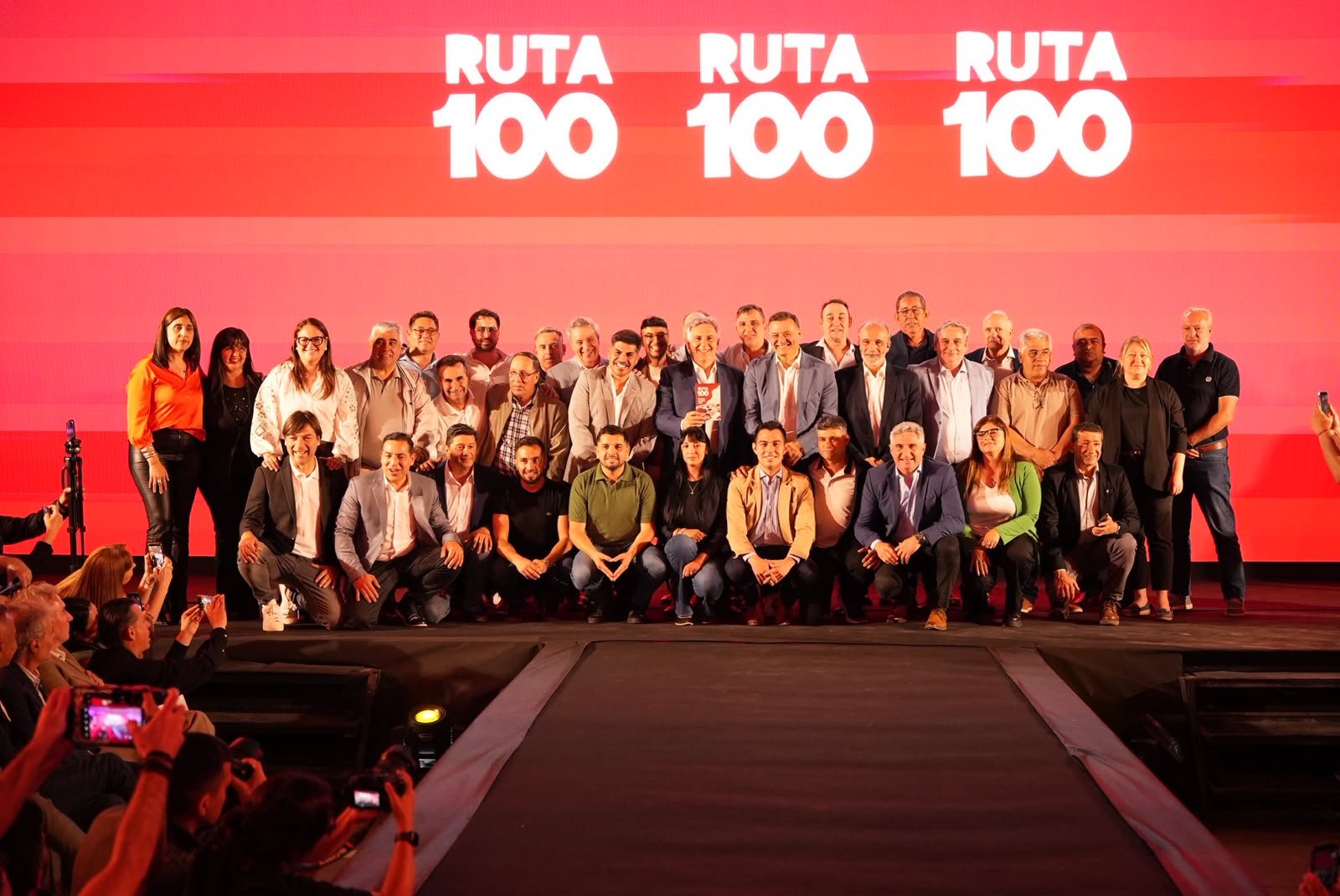 Córdoba lanzó su campaña de verano 2026/2027 y presentó la Ruta 100 para recorrer la provincia de punta a punta